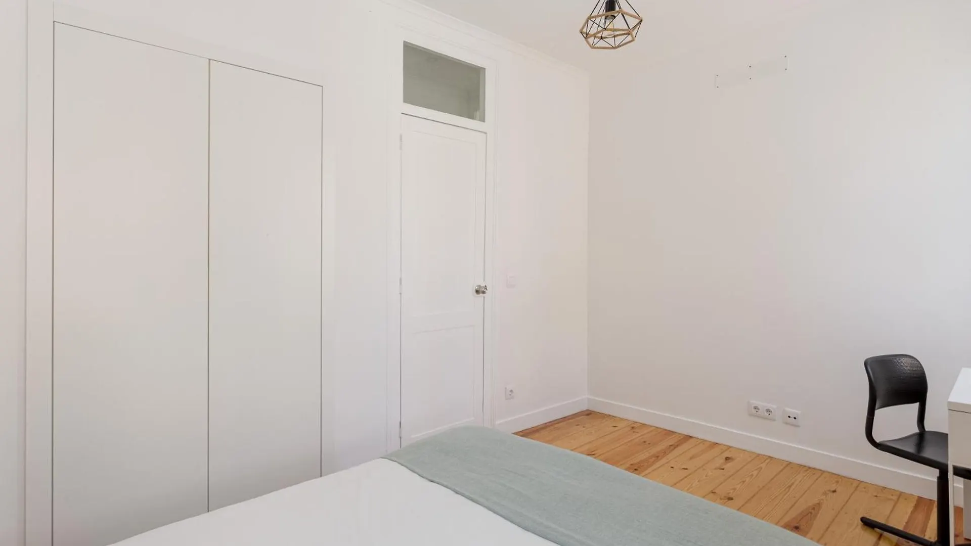3-Bed Flat Retreat By Sao Jorge Castle Apartment Lisbon
