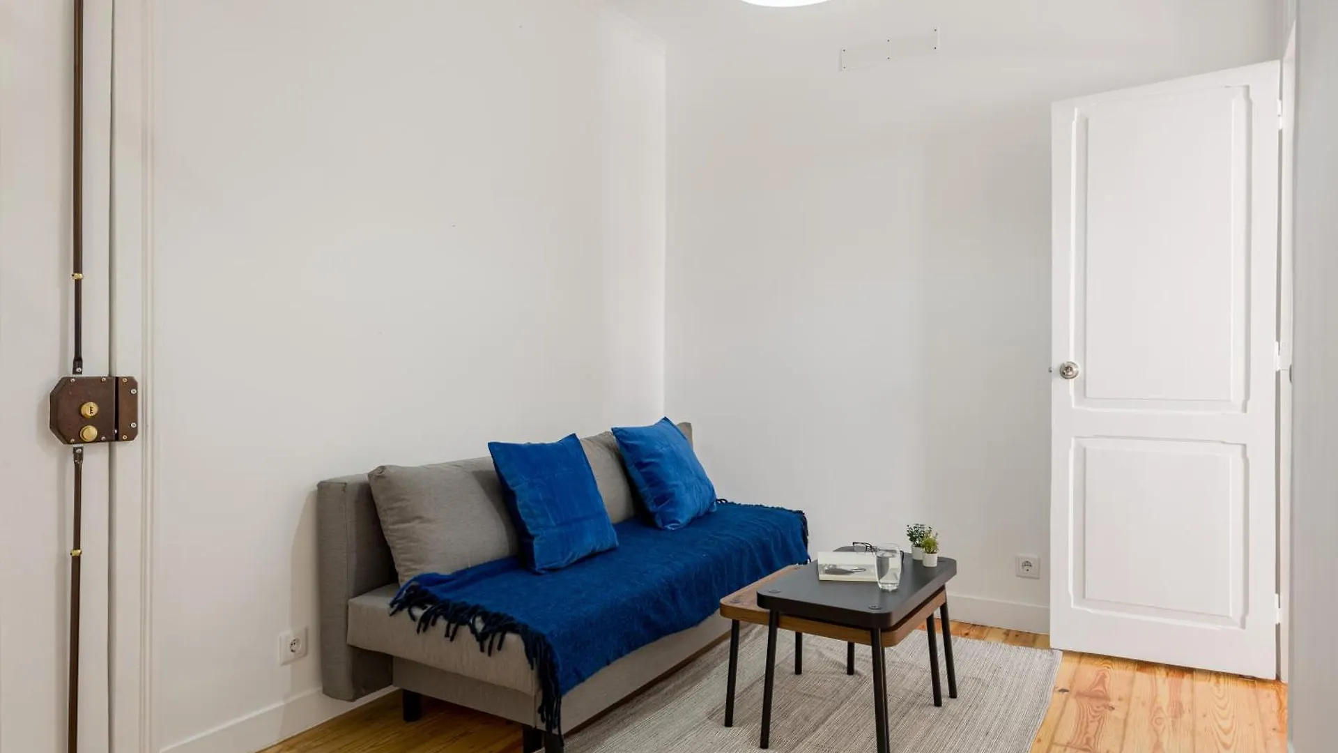 3-Bed Flat Retreat By Sao Jorge Castle Apartment Lisbon